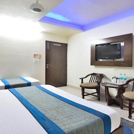 Hotel Sai International นิวเดลี ภายนอก รูปภาพ